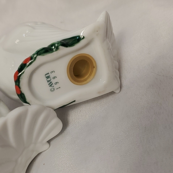 Christmas Doves Poinsettia Vintage Avon 1993 Salt and Pepper Shakers - Picture 3 of 3